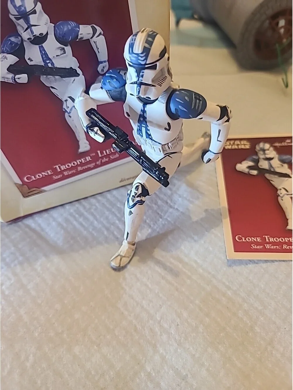 2005 Clone Trooper Lieutenant, QXI6175 Revenge of the Sith Ornament Star Wars